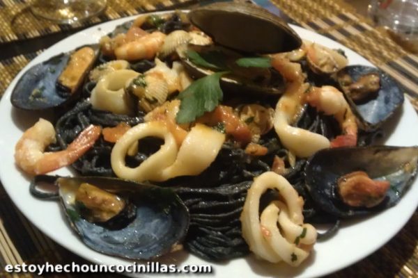 Receta De Espaguetis Negros Con Marisco Spaghetti Al Nero Di Seppia