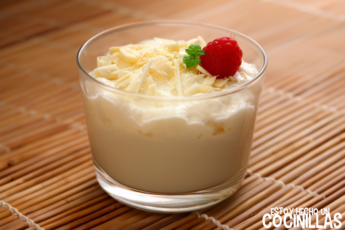 Mousse de chocolate blanco