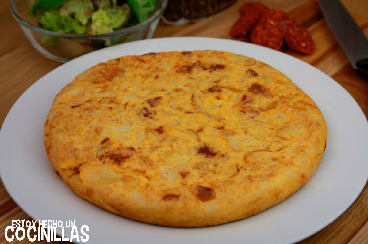 Tortilla de patatas con chorizo