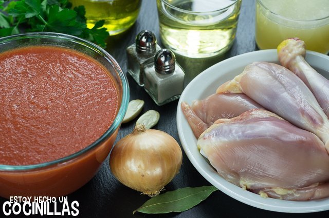 Pollo con tomate (ingredientes)