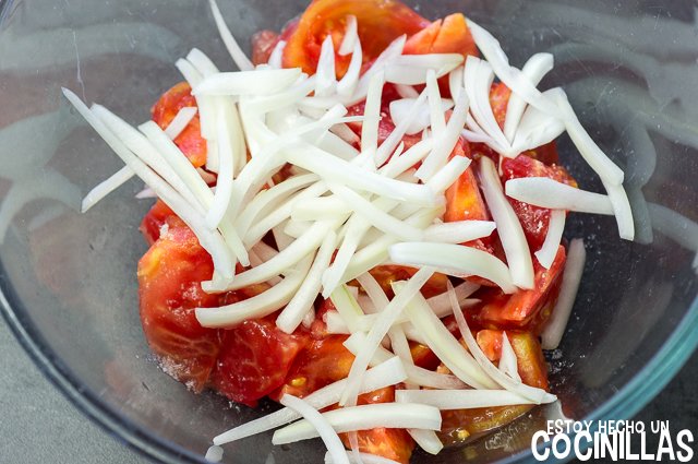 Ensalada de tomate y cebolla (bol)