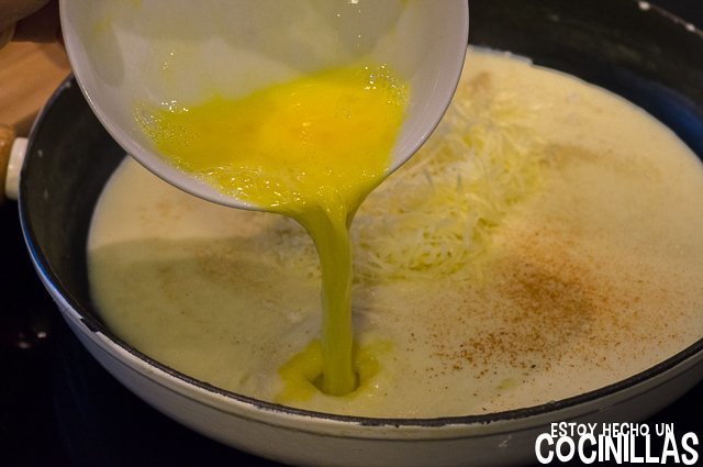Calabacines gratinados (huevo y queso)