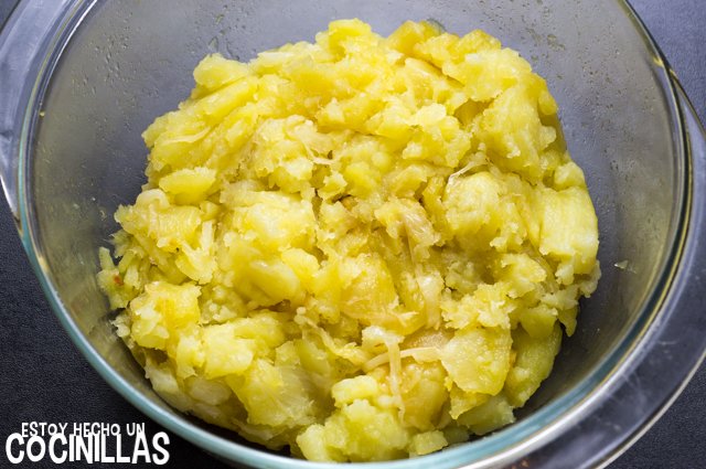 Tortilla de patatas al microondas (patatas cocidas)