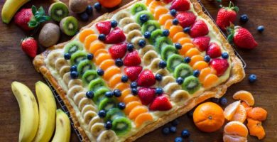 Hojaldre de fruta y crema pastelera