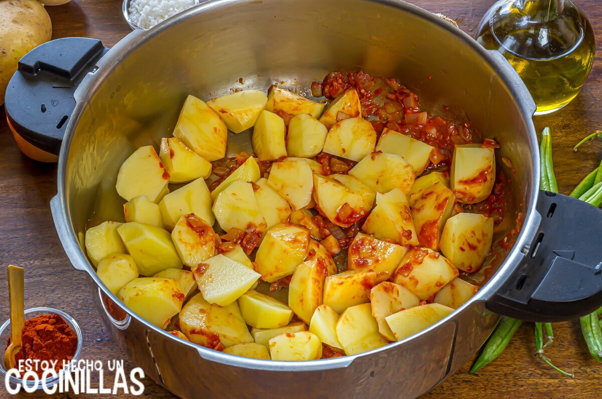 Cóm o hacer patatas con vainas