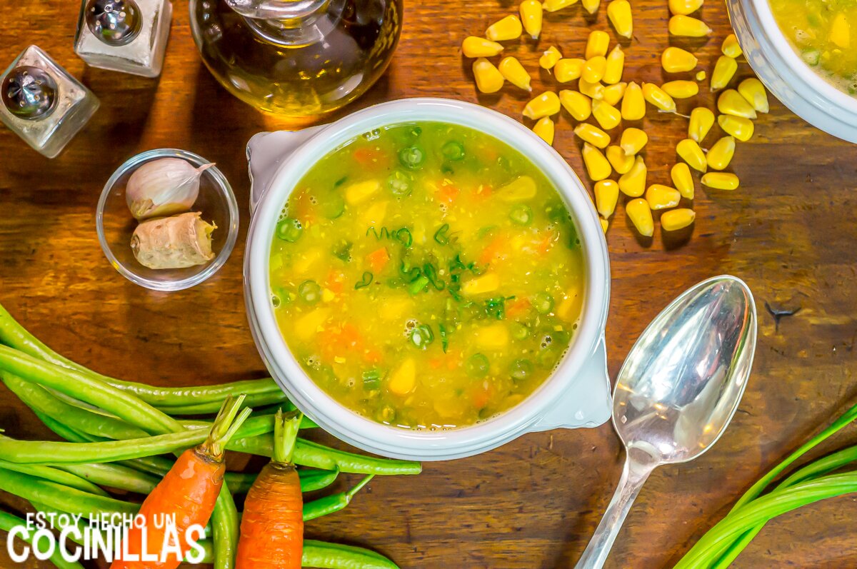 Receta de sopa china de maíz con verduras