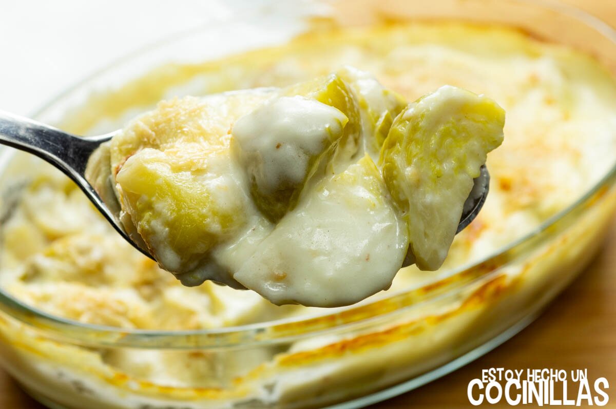 Coles de Bruselas con bechamel (receta)