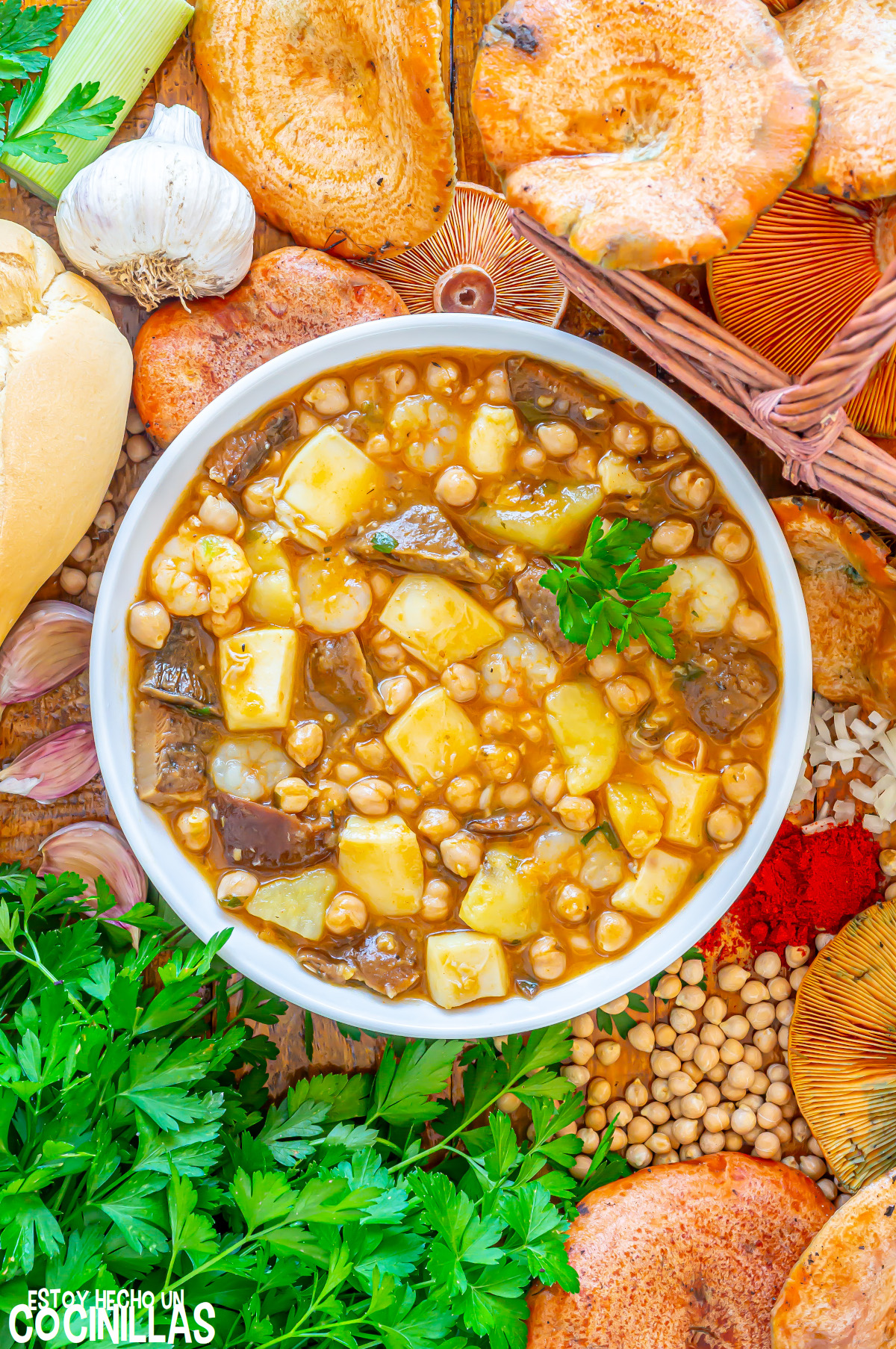 Receta de garbanzos con níscalos, sepia y gambas