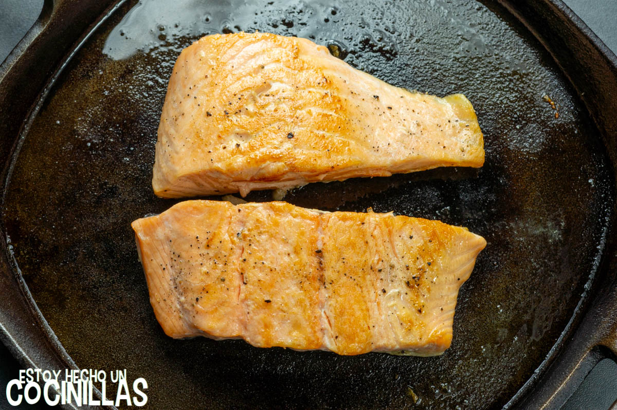 Asar el salmón a la plancha