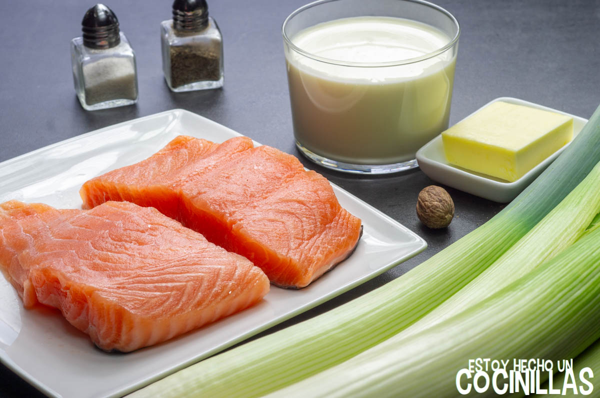 Ingredientes del salmón con puerros