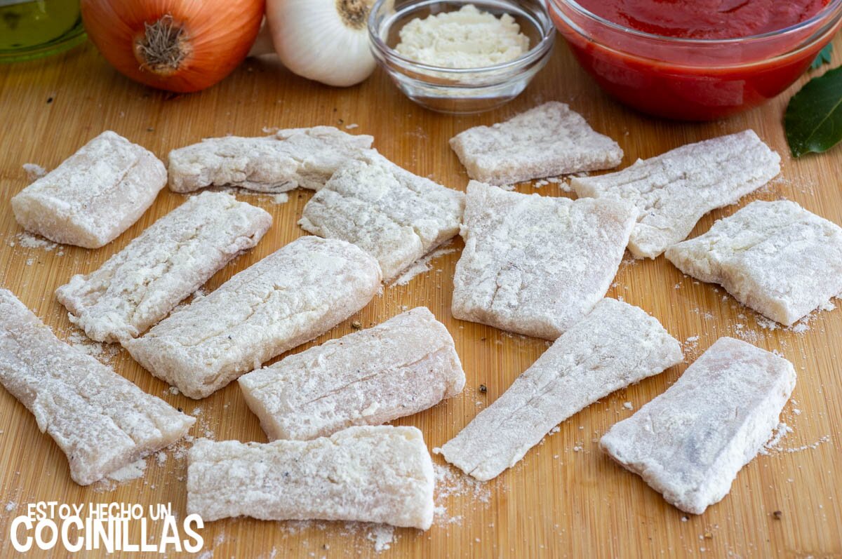 Enharinar el abadejo