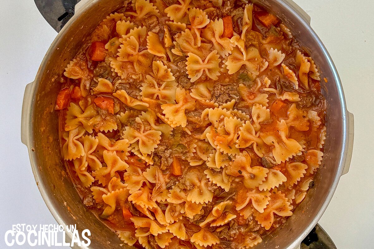 Receta de farfalle al ragú