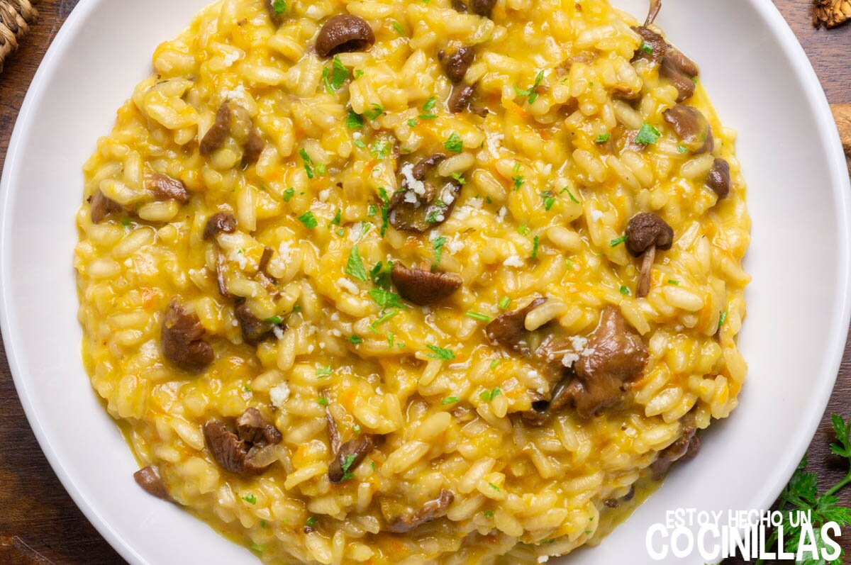 Risotto perretxikos