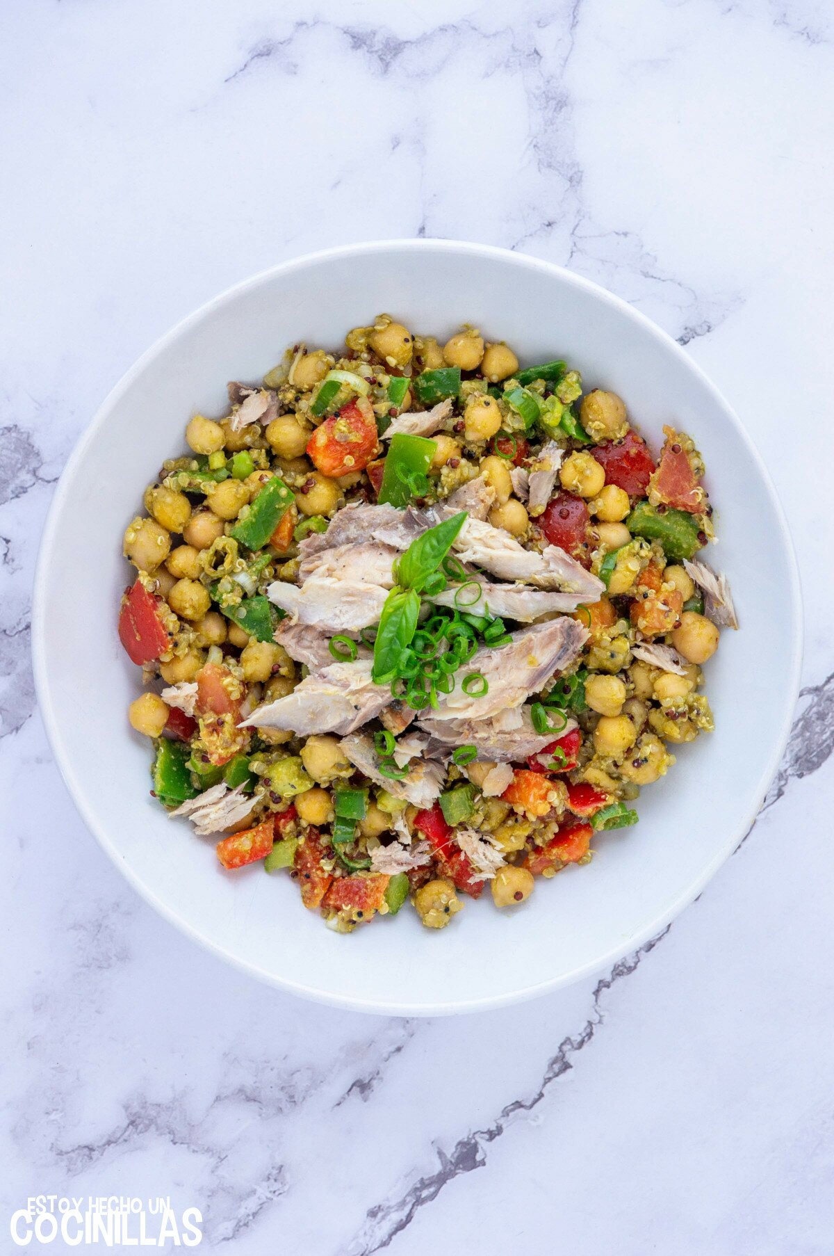 Ensalada de garbanzos y caballa