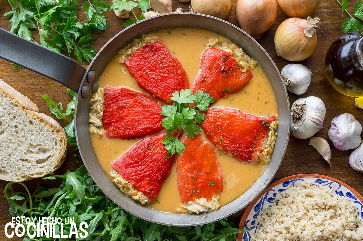 Pimientos del piquillo rellenos de pollo