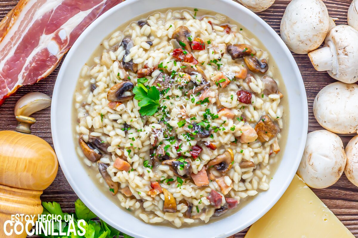 Risotto de bacon y champiñones