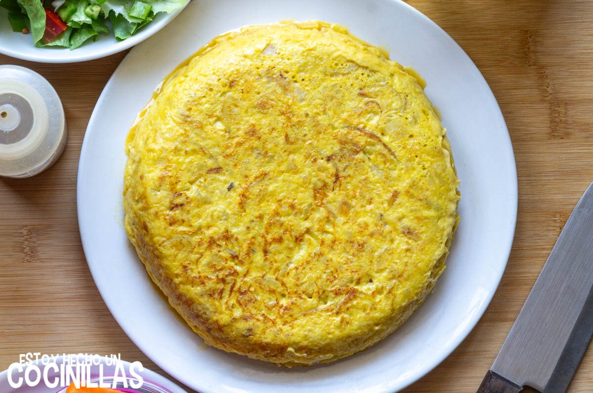 Tortilla rellena de jamón y queso