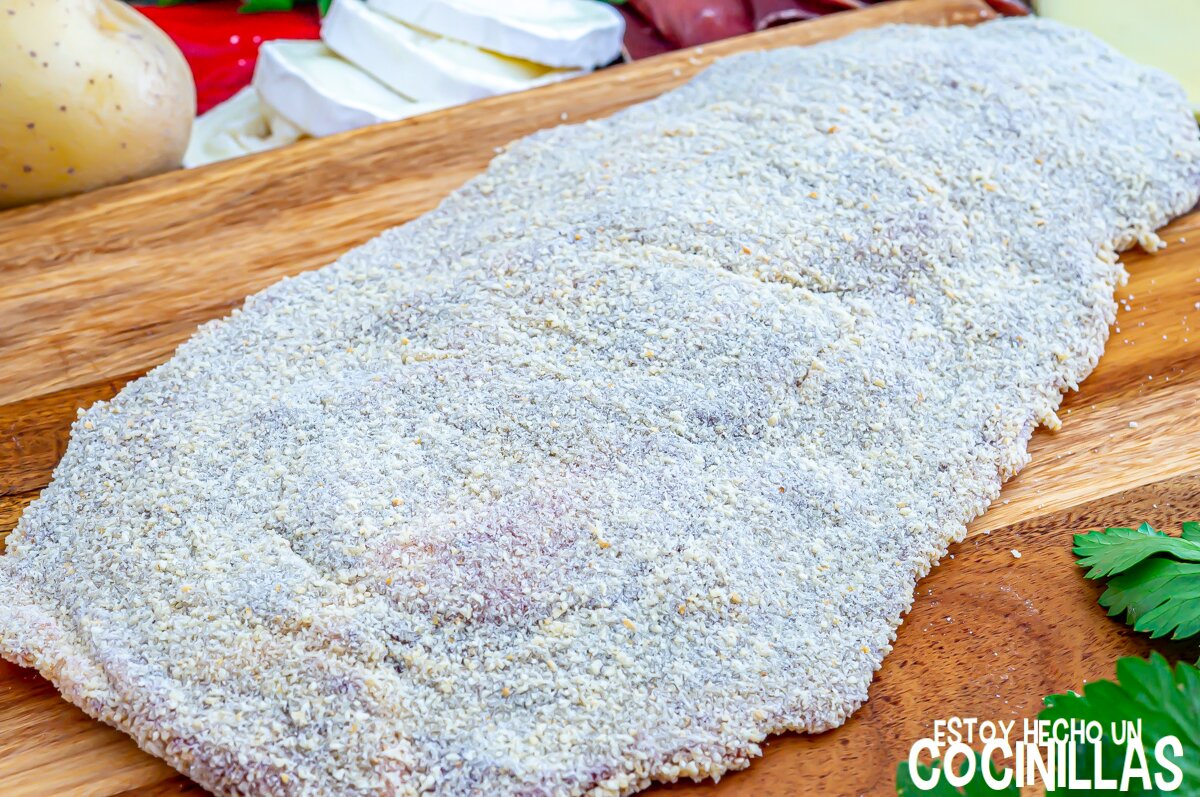 Empanar el cachopo de cecina