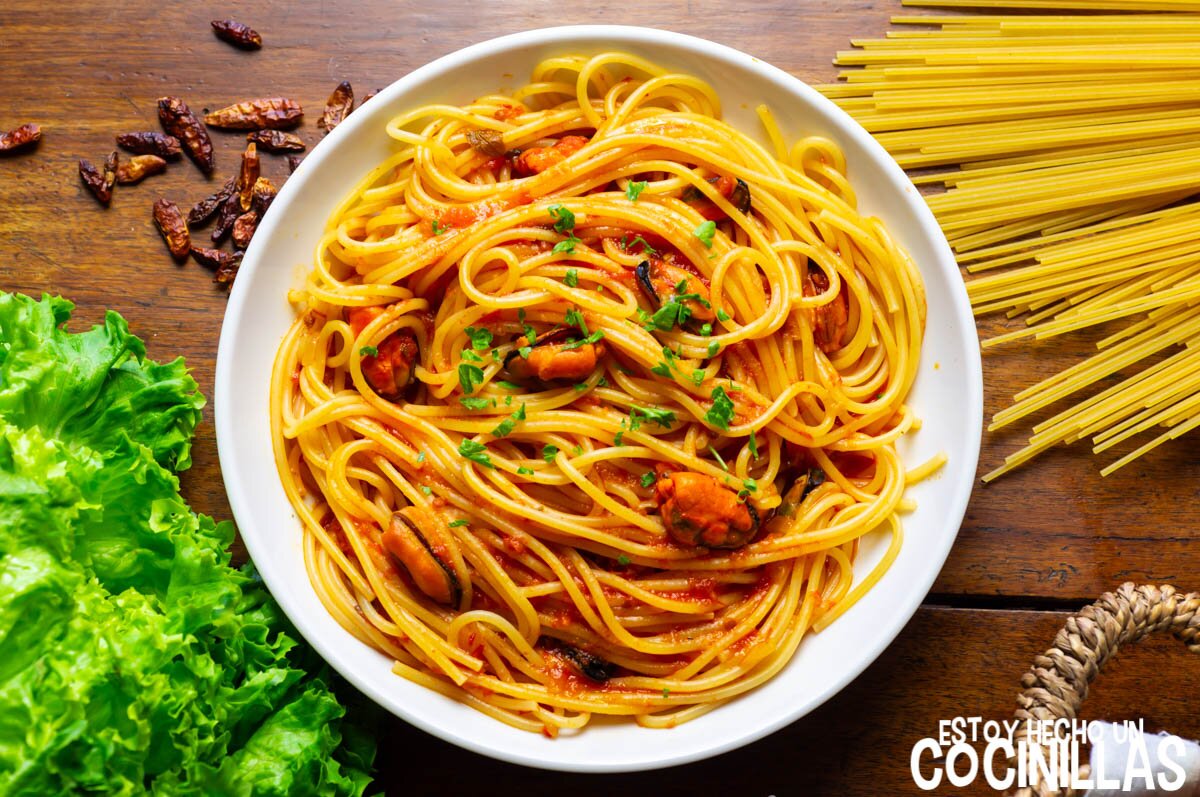 Espaguetis con mejillones receta