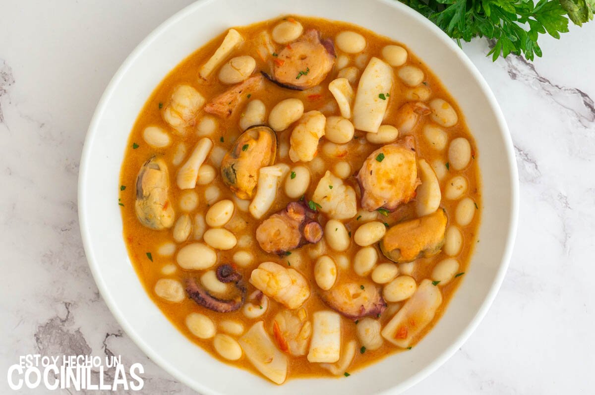 Receta pochas con marisco