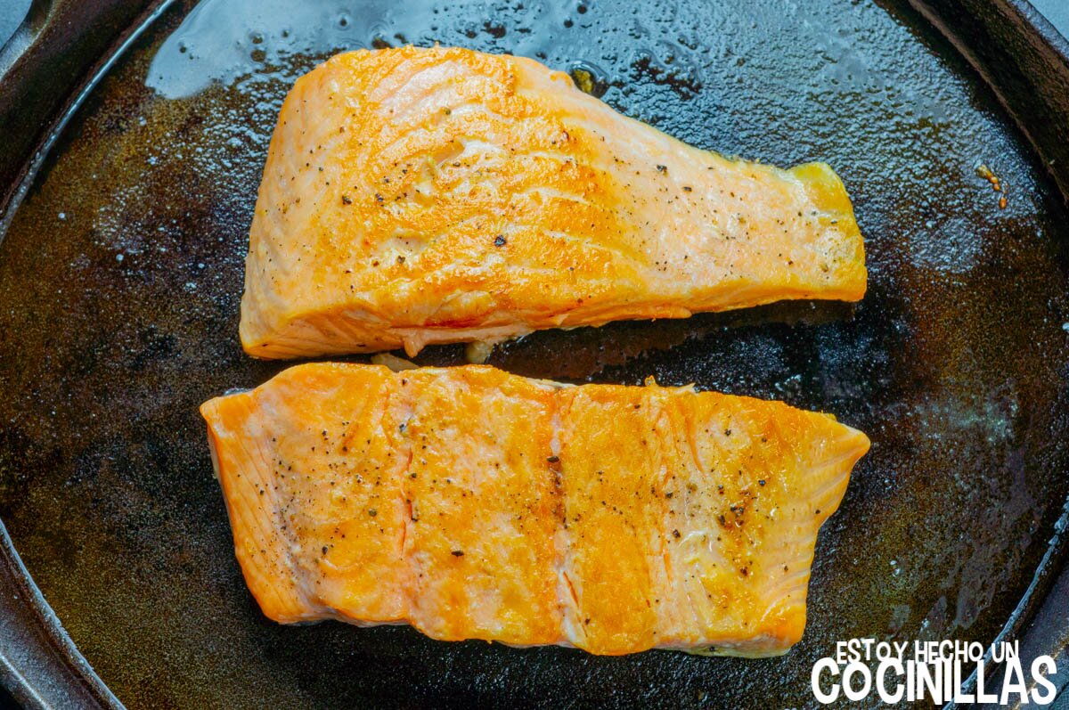 Salmón a la plancha jugoso